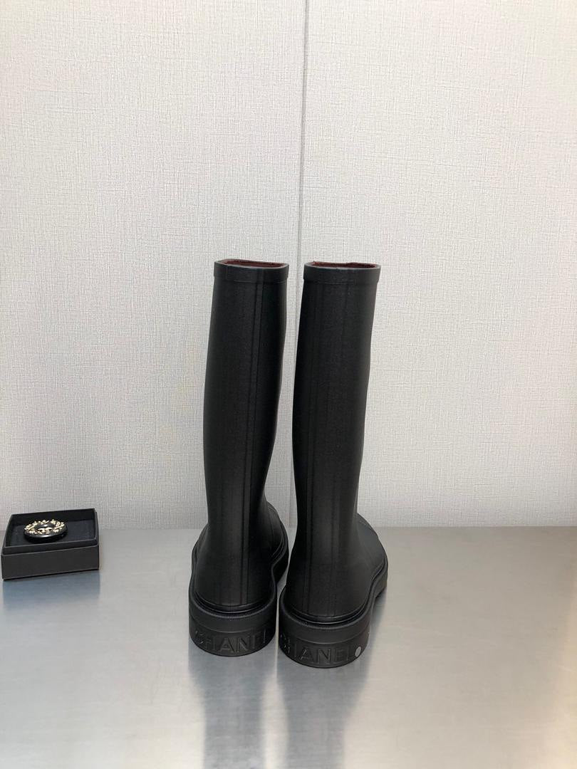 Viral Rubber Boots