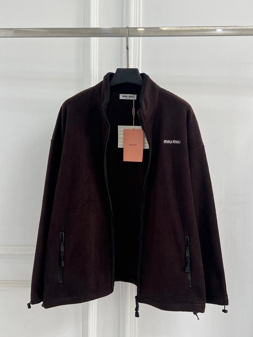 MM Women’s Zip-Up Jacket