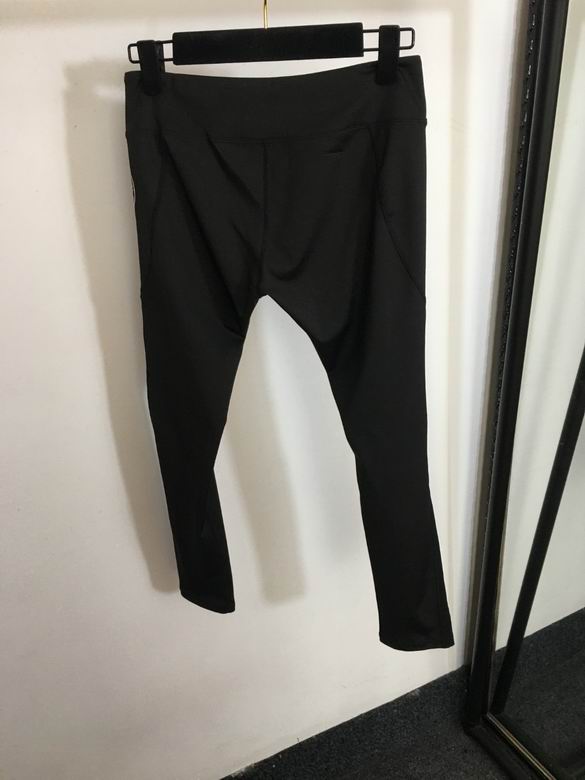 Activewear Set – Sports Bra & Leggings