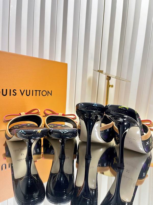 Bow Heeled Sandals