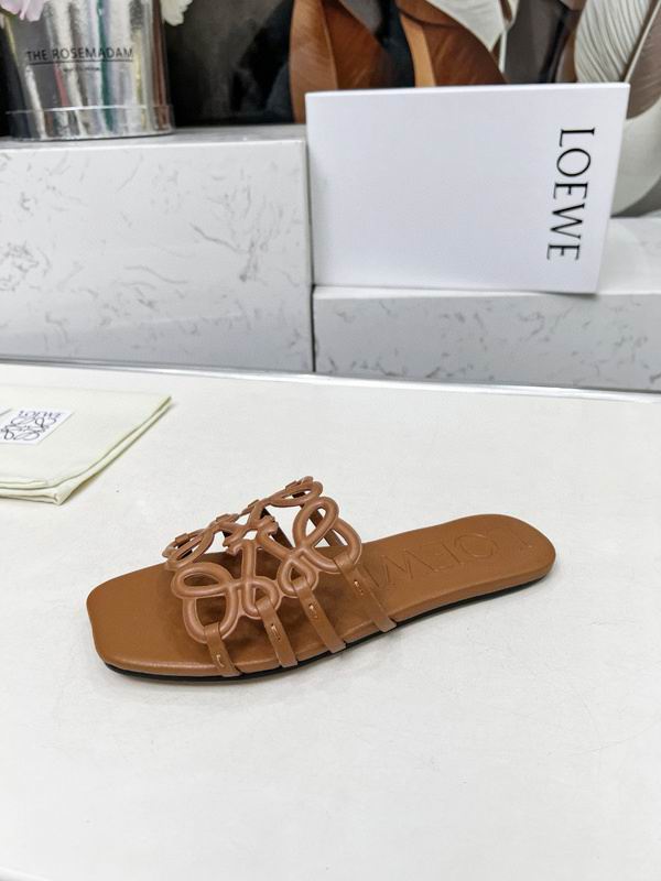 LW Flat Sandals