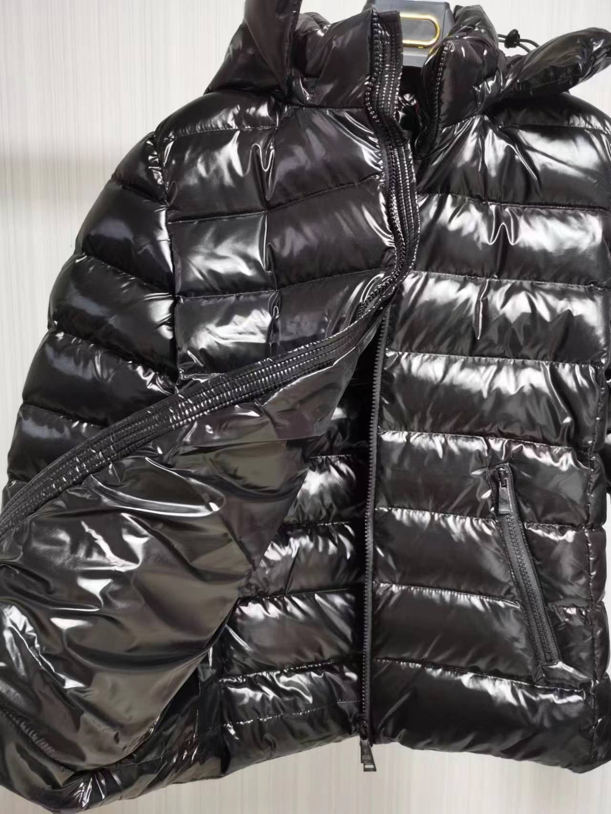 90% DUCK Hooded Down Puffer Jacket