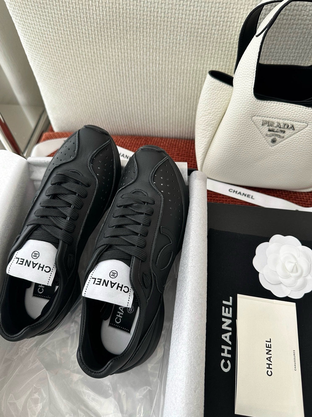 2025 Leather Sneakers