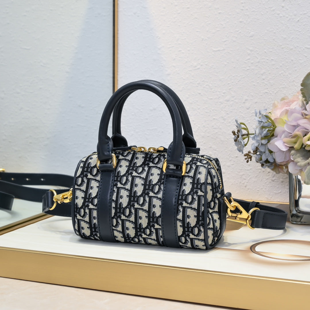 Toujours Shopping Bag